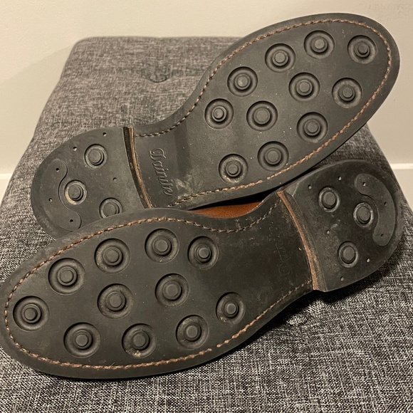 Allen Edmonds Leeds Plain Toe Blucher Dress Shoe - Picture 9 of 9